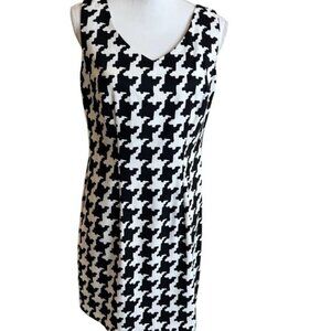 Alyx Dress Size 8 Houndstooth Sheath Black White Back Zip Fitted Office Church